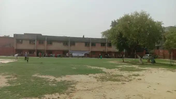 Geeta Senior Secondary School Geeta Senior Secondary School